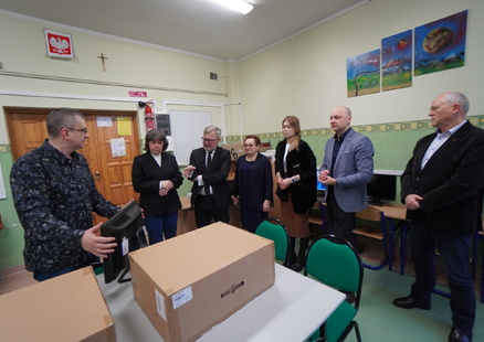 Nowy sprzęt komputerowy w szkole