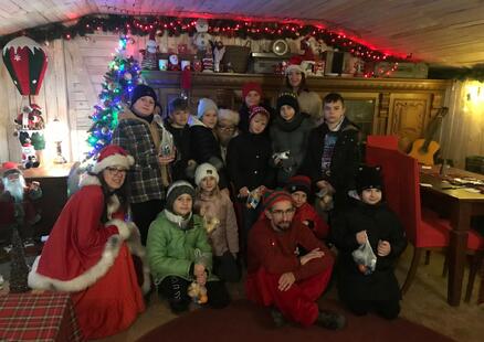 „Spotkanie z Mikołajem i alpakami”