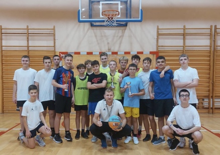 Mistrzostwa Szkoły klas 7 i 8 w koszykówkę