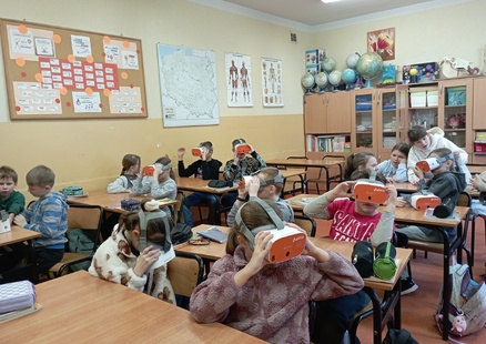 Lekcje biologii z okularami Class VR
