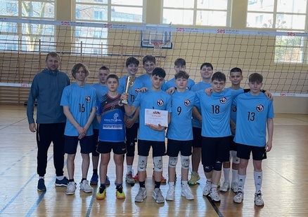 Awans do czwórki województwa w siatkówce