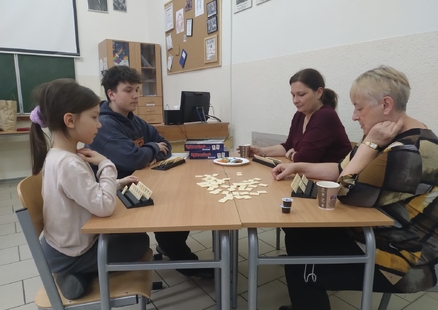 Rodzinne popołudnie z grami planszowymi