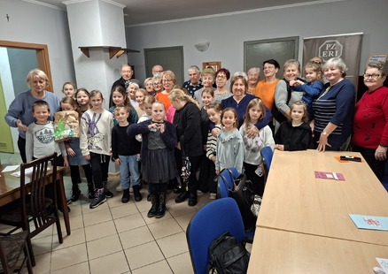 Wolontariusze u seniorów