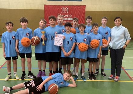Złoto dla chłopców w MP w mini piłce koszykowej